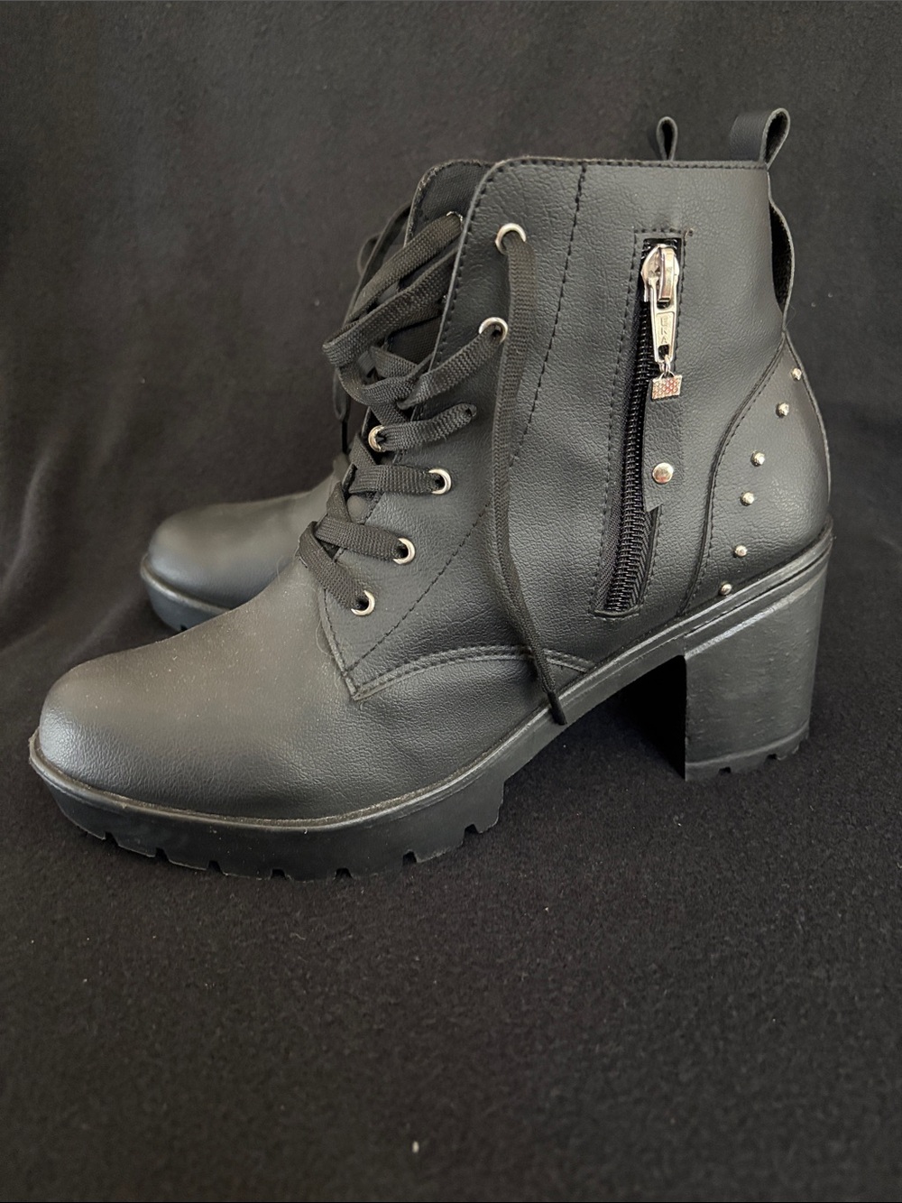 combat boots with block heels and side zippers size 9